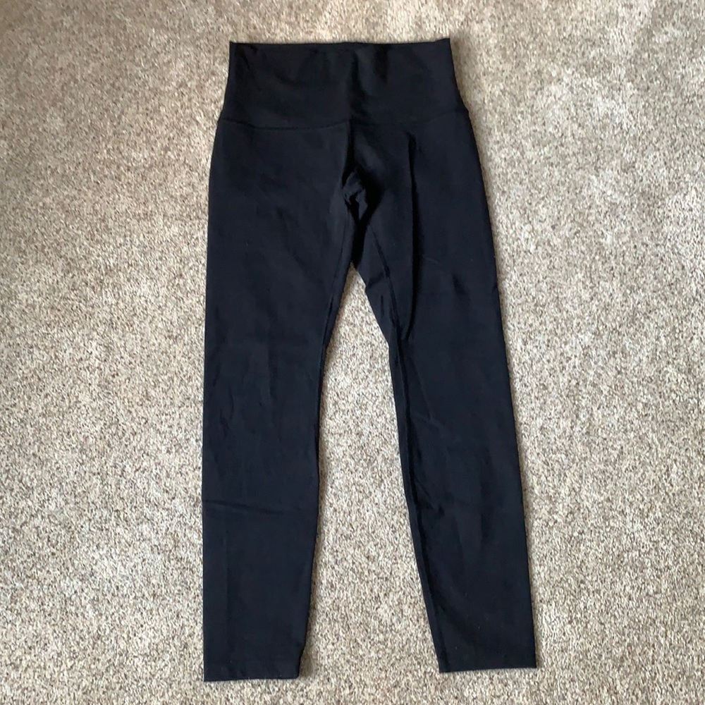 Lululemon Wunder Under Size 8